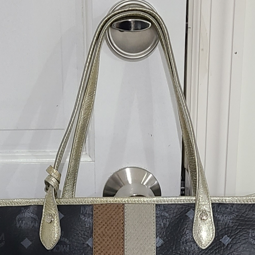 MCM Charcoal and Black Interior Tote With Tassel Charm Very Good with House gift - Picture 2 of 3